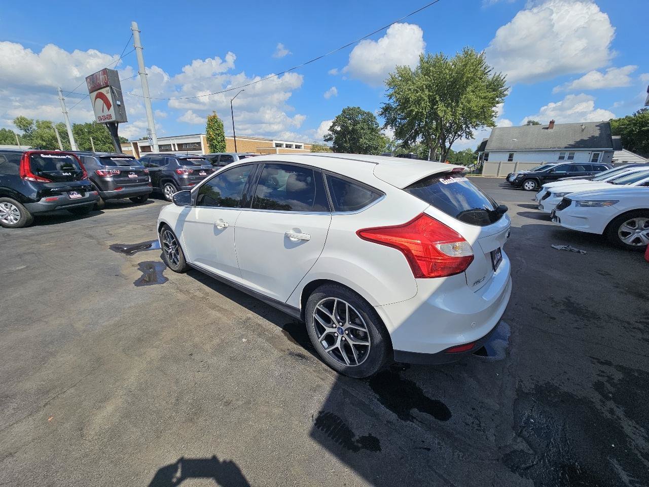 Used 2012 Ford Focus SEL FWD image 7