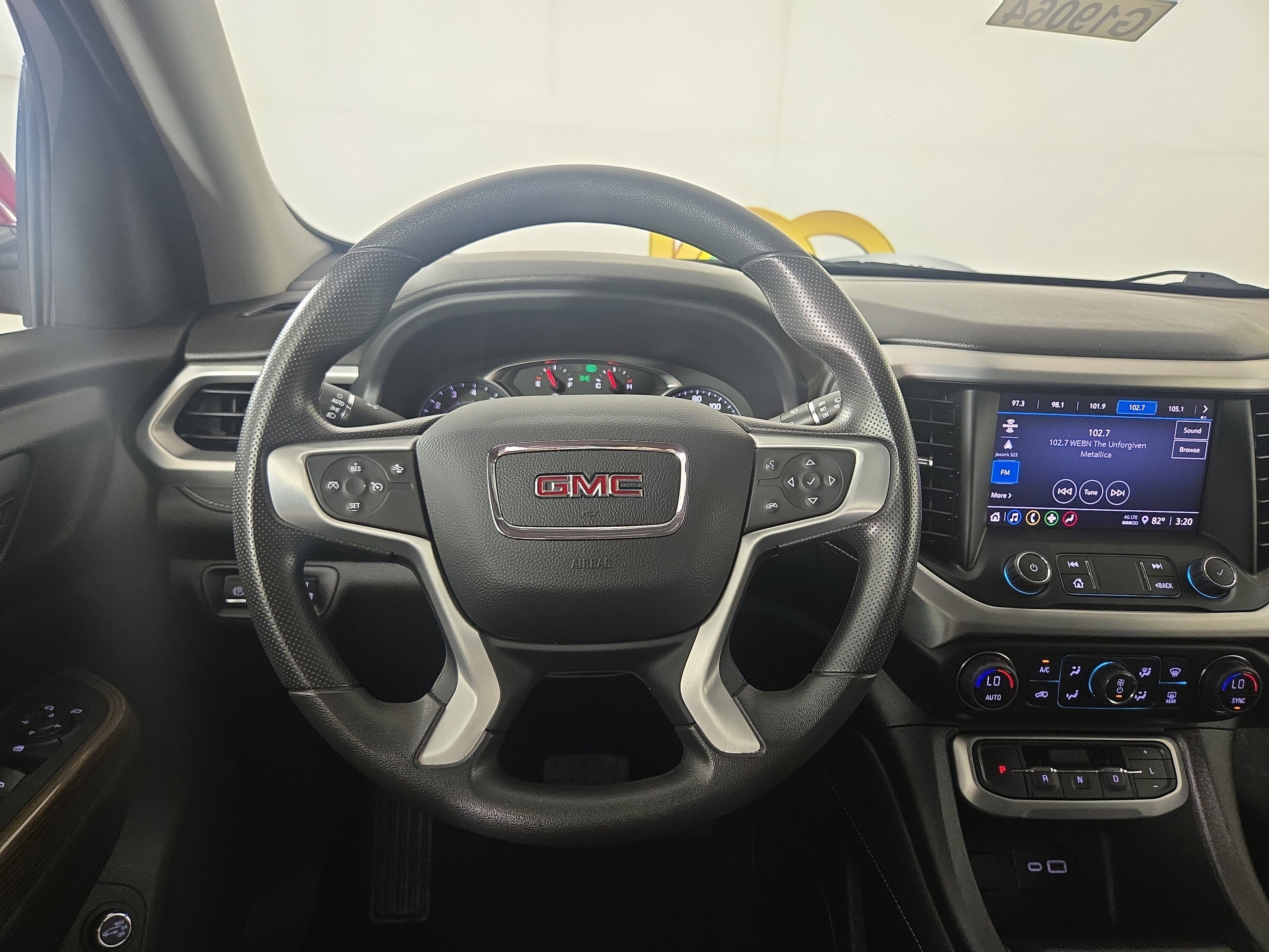 Used 2023 GMC Acadia SLE w/ Driver Convenience Package image 15