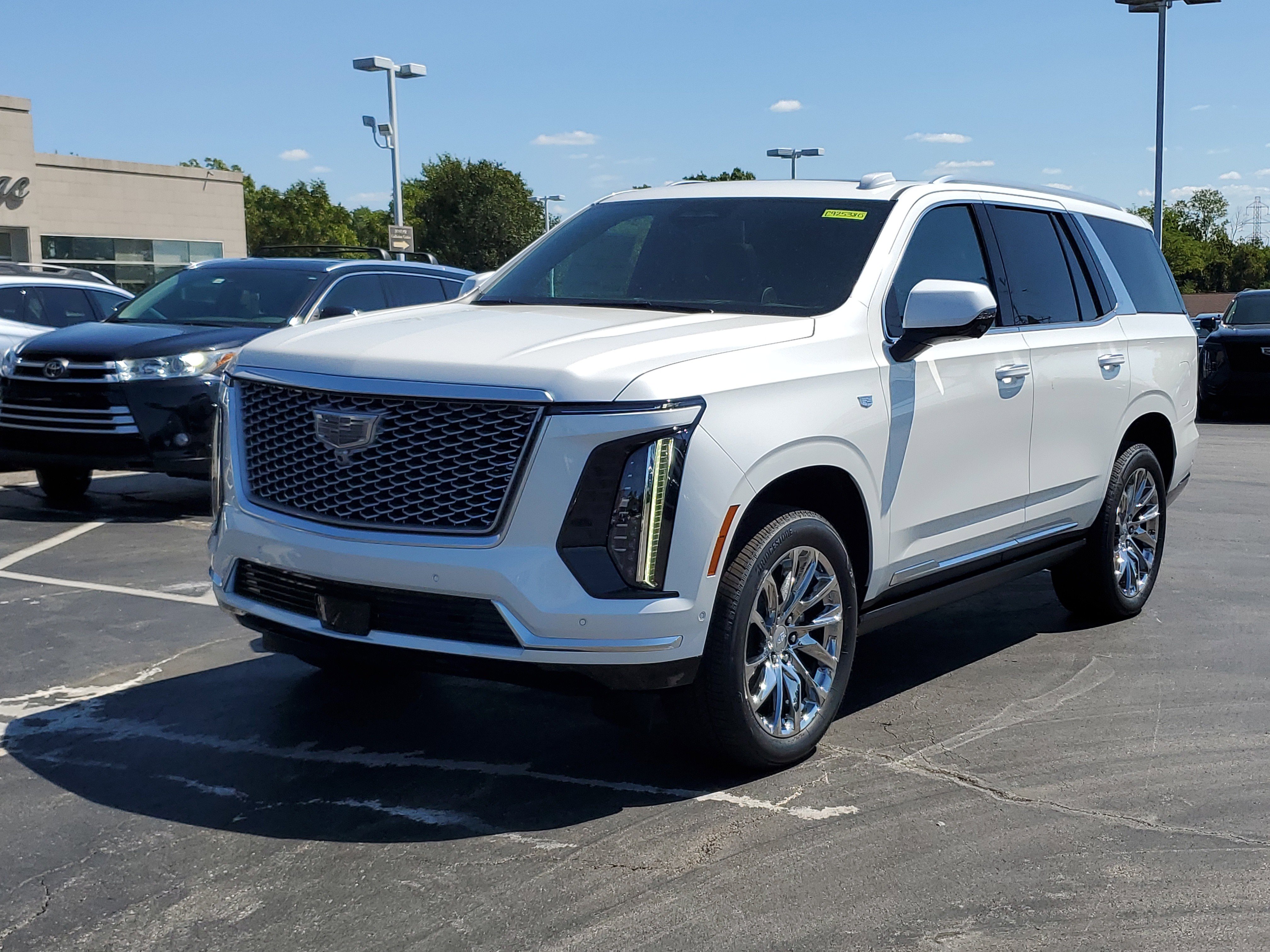 New 2025 Cadillac Escalade Premium Luxury w/ LPO, Radiant Package image 28