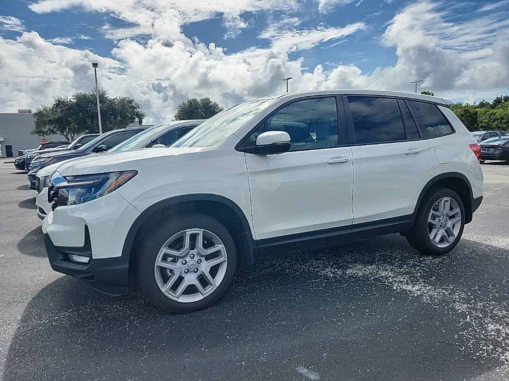 Used 2025 Honda Passport EX-L image 7