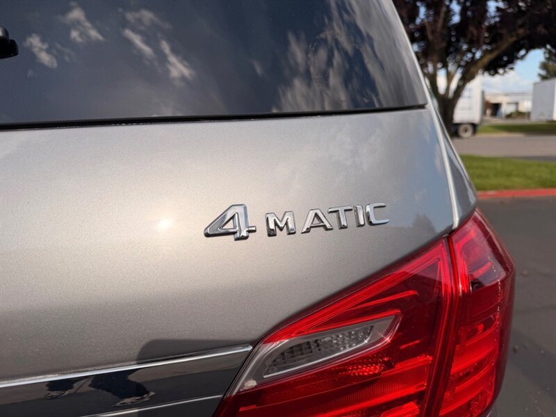 Used 2016 Mercedes-Benz GL 450 4MATIC image 13