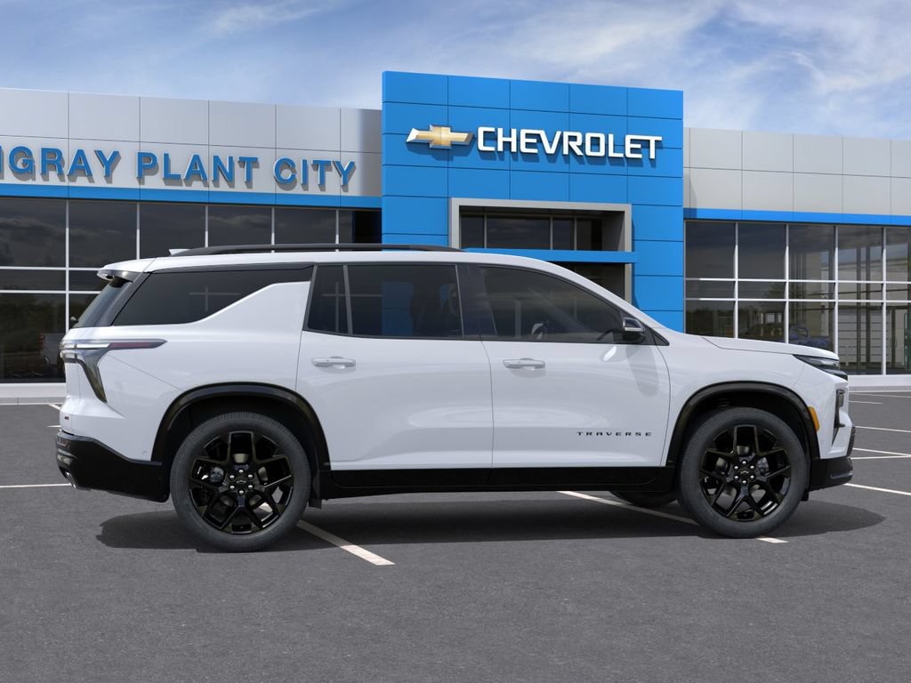 New 2026 Chevrolet Traverse RS w/ LPO, Floor Liner Package FWD image 5