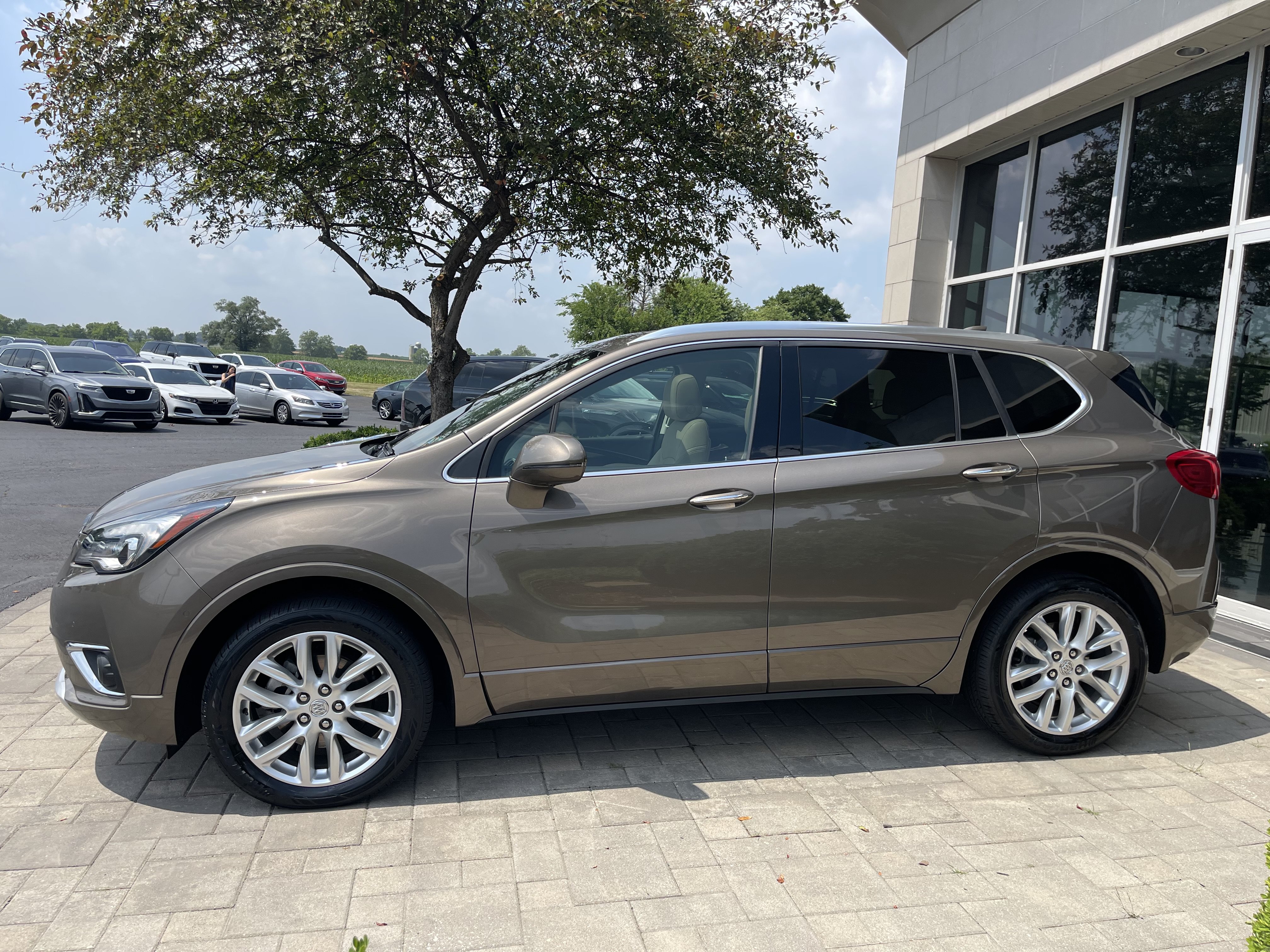 Used 2019 Buick Envision Premium w/ Driver Confidence Package AWD/4WD image 5
