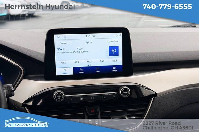 Used 2022 Ford Escape SEL w/ Technology Package image 9