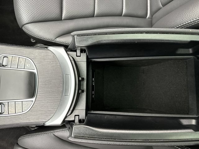 Used 2021 Mercedes-Benz GLC 300 4MATIC image 21