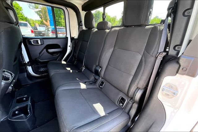 Used 2021 Jeep Gladiator Sport AWD/4WD image 19