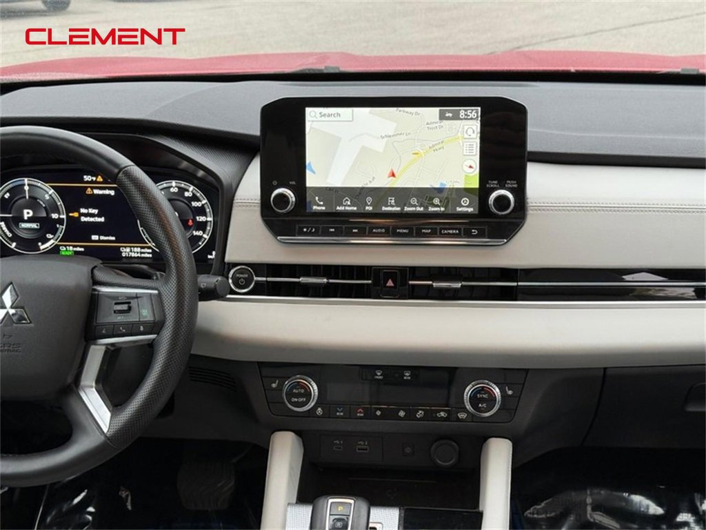 Used 2024 Mitsubishi Outlander SEL image 17