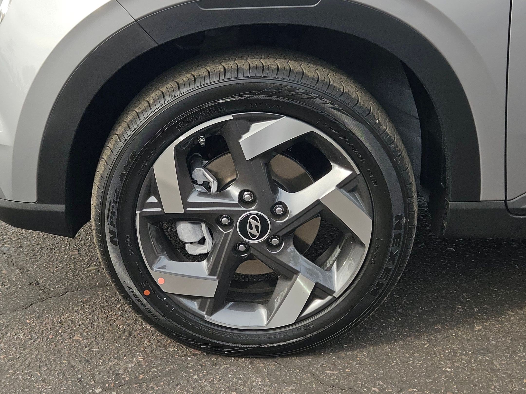 New 2026 Hyundai Venue SEL FWD image 6
