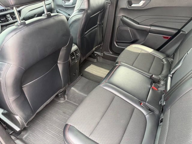 Used 2023 Ford Escape ST-Line w/ Tech Pack #1 FWD image 20