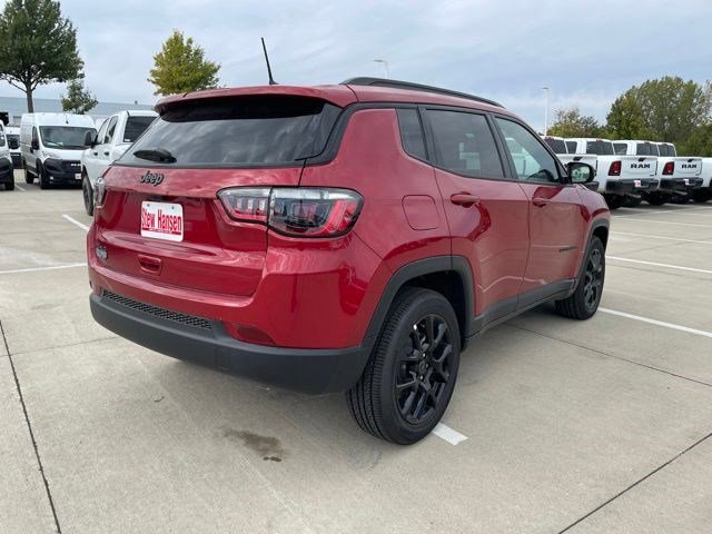 New 2026 Jeep Compass Latitude w/ Quick Order Package 29K AWD/4WD image 6