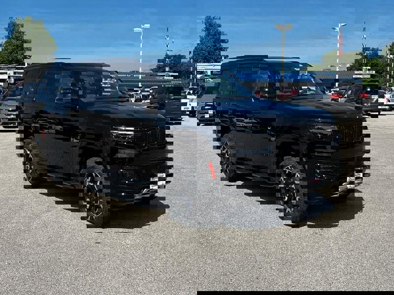 New 2025 Jeep Wagoneer Series II image 2