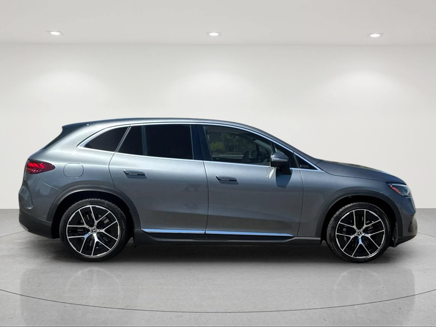 Certified 2023 Mercedes-Benz EQE 350+ 4MATIC SUV image 7
