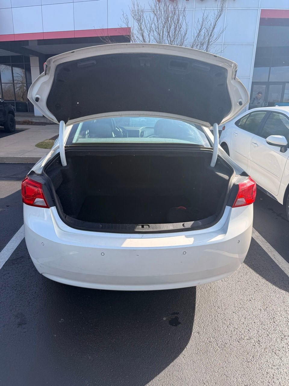 Used 2014 Chevrolet Impala LT w/ Premium Seating Package image 7