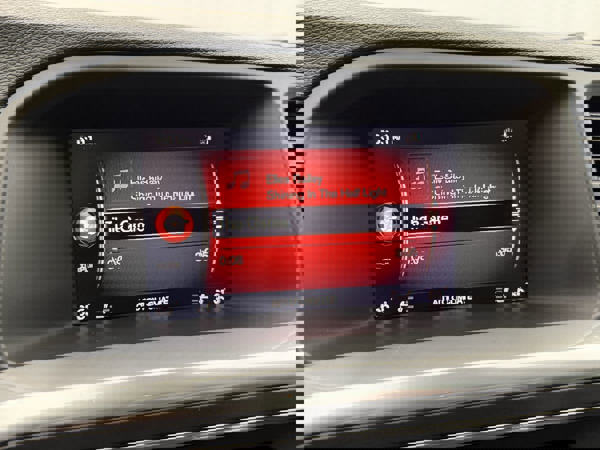 Used 2018 Volvo V60 T6 Polestar image 33