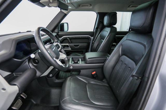 Used 2020 Land Rover Defender 110 SE AWD/4WD image 18