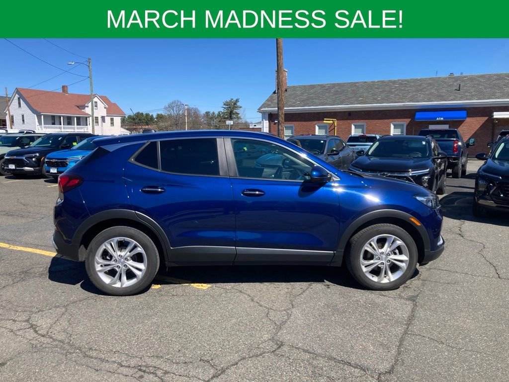 Used 2023 Buick Encore GX Preferred w/ Cold Weather Comfort Package image 8