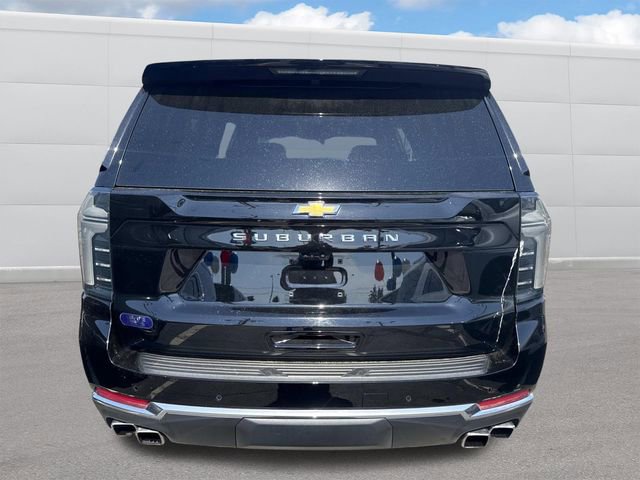 Used 2025 Chevrolet Suburban High Country AWD/4WD image 4