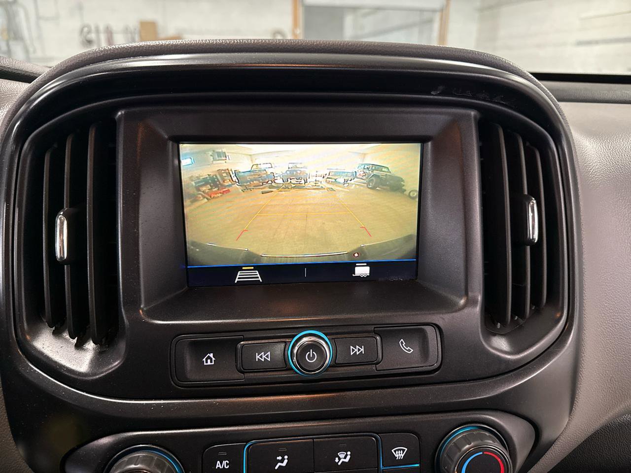 Used 2022 Chevrolet Colorado W/T w/ WT Convenience Package image 18