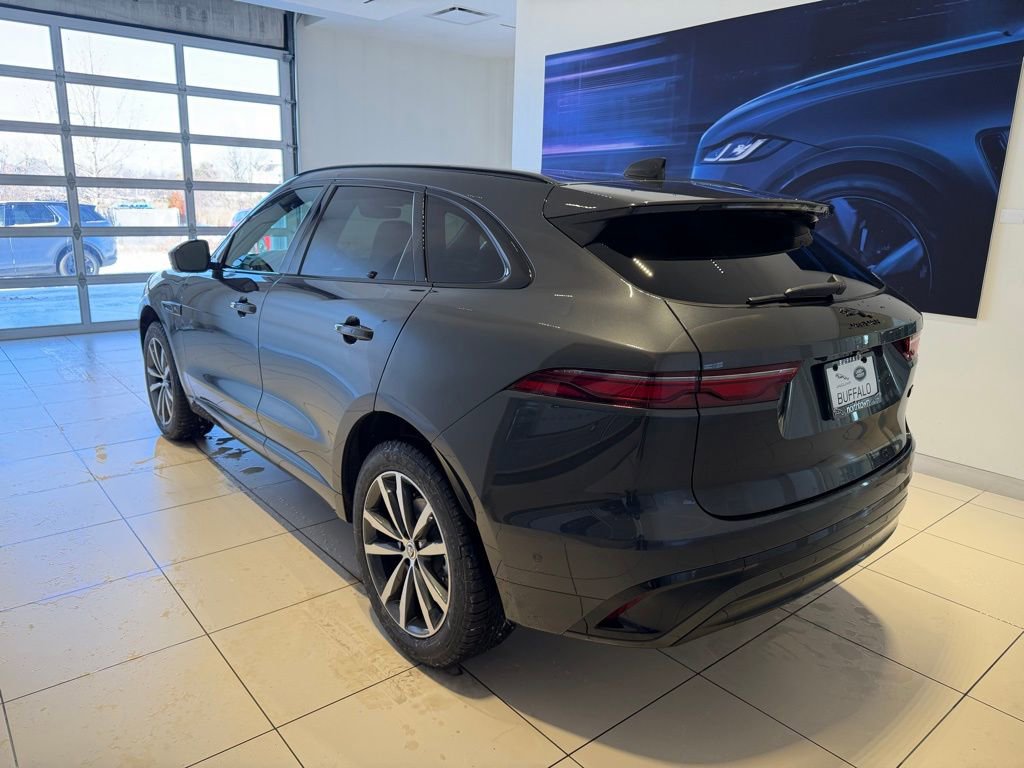 New 2026 Jaguar F-PACE R-Dynamic S image 2