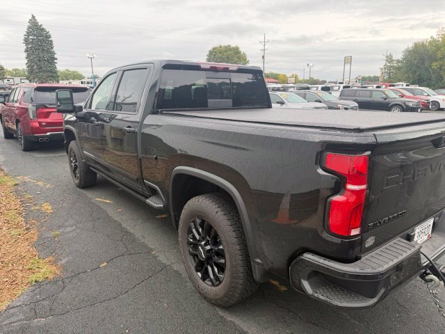Used 2026 Chevrolet Silverado 3500 High Country w/ High Country Premium Package AWD/4WD image 3