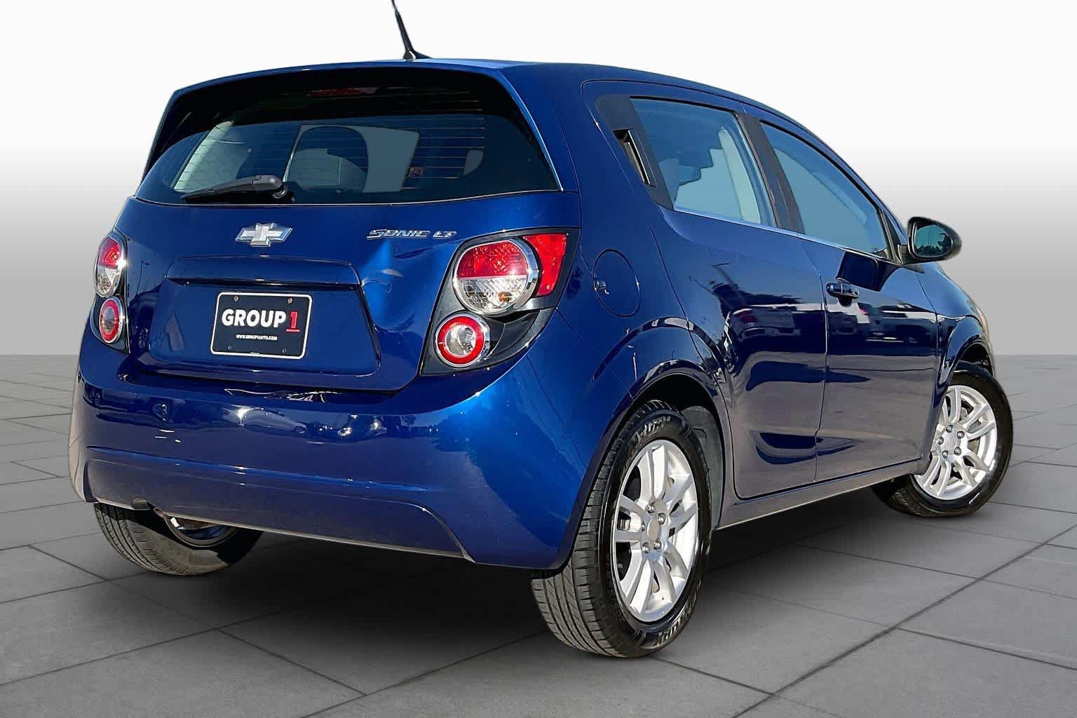 Used 2013 Chevrolet Sonic LT w/ Wheels and Fog Lamp Package FWD image 13