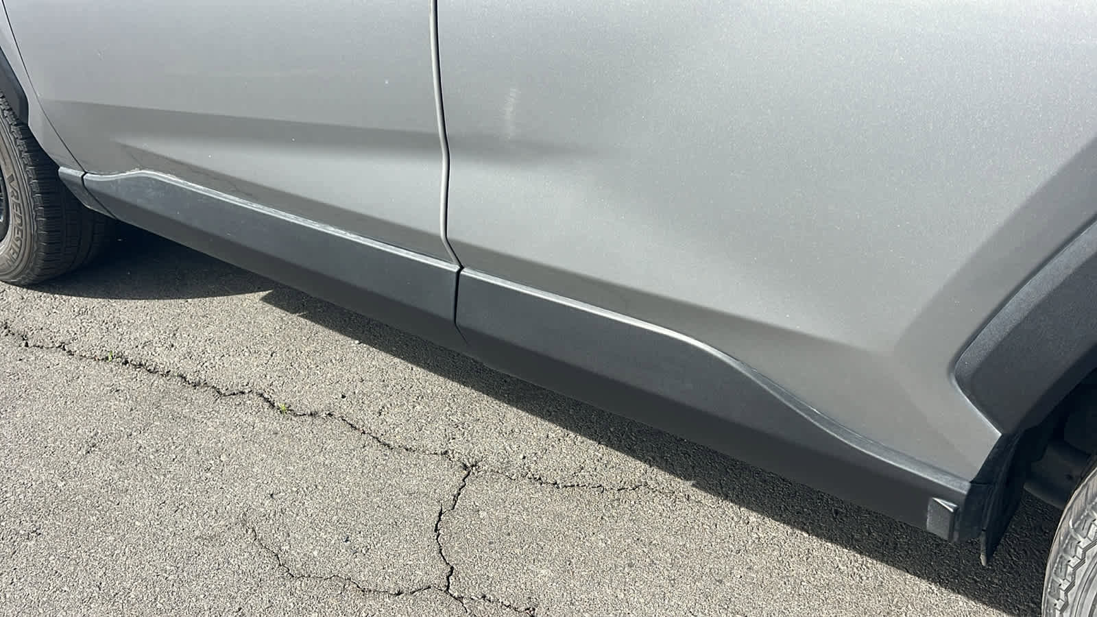 Used 2020 Toyota RAV4 XLE w/ Convenience Package image 10