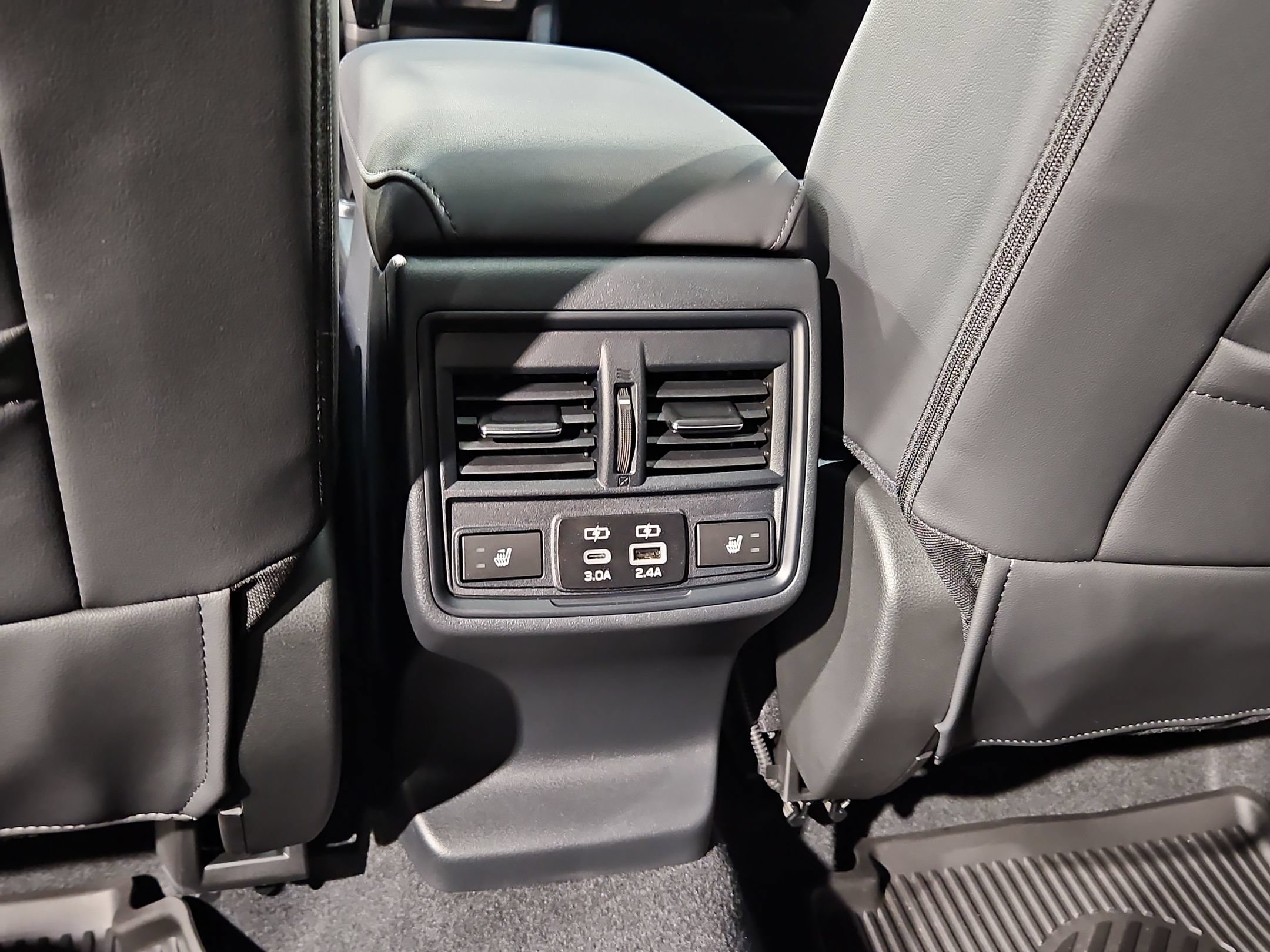 Used 2026 Subaru Outback Touring XT AWD/4WD image 37