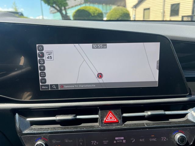 Used 2023 Kia Niro SX Touring FWD image 21