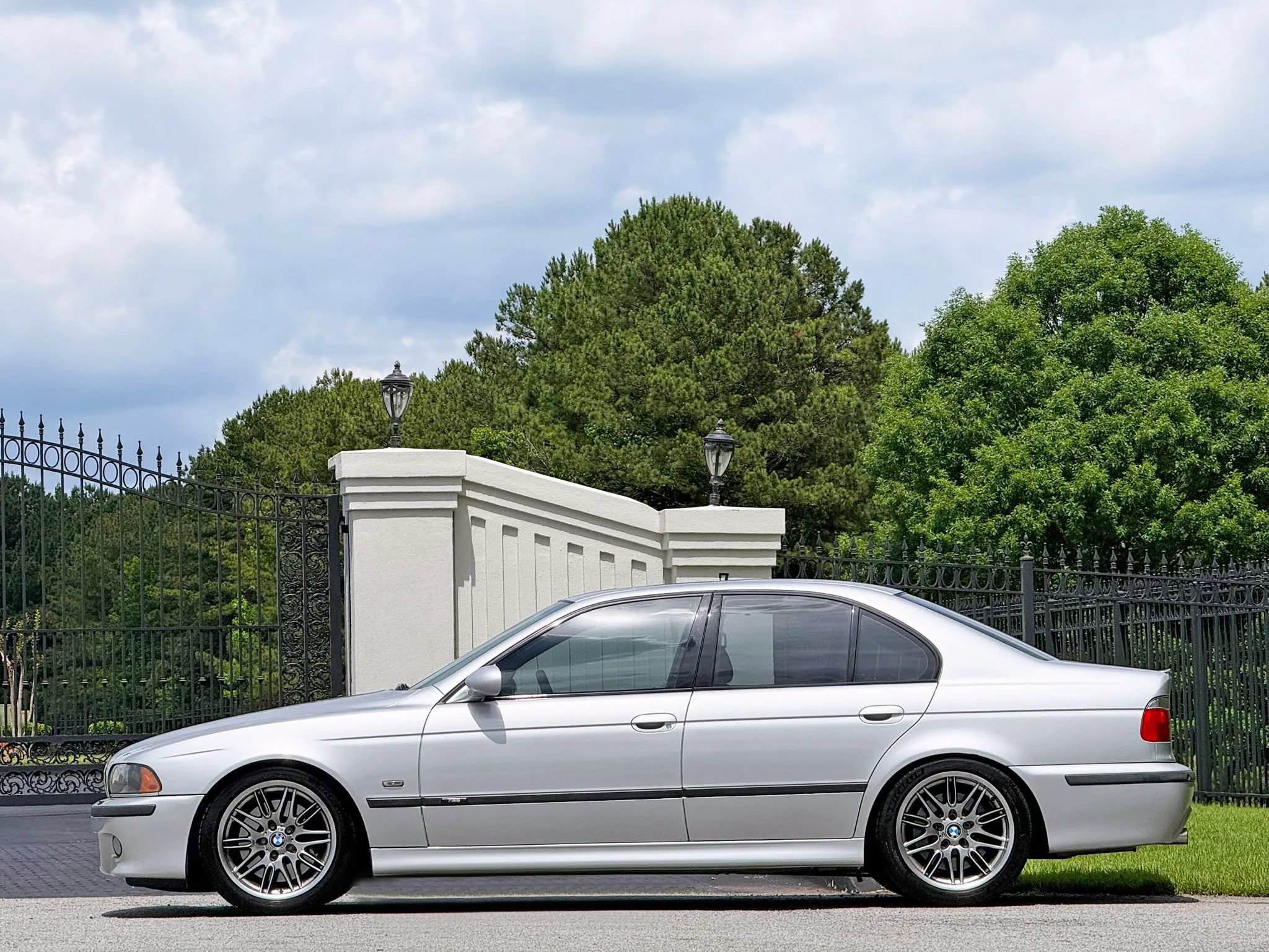 Used 2000 BMW M5 RWD image 7