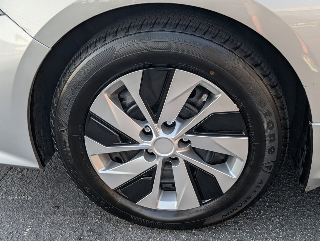 Used 2021 Nissan Altima 2.5 S w/ Driver Assist Package image 9