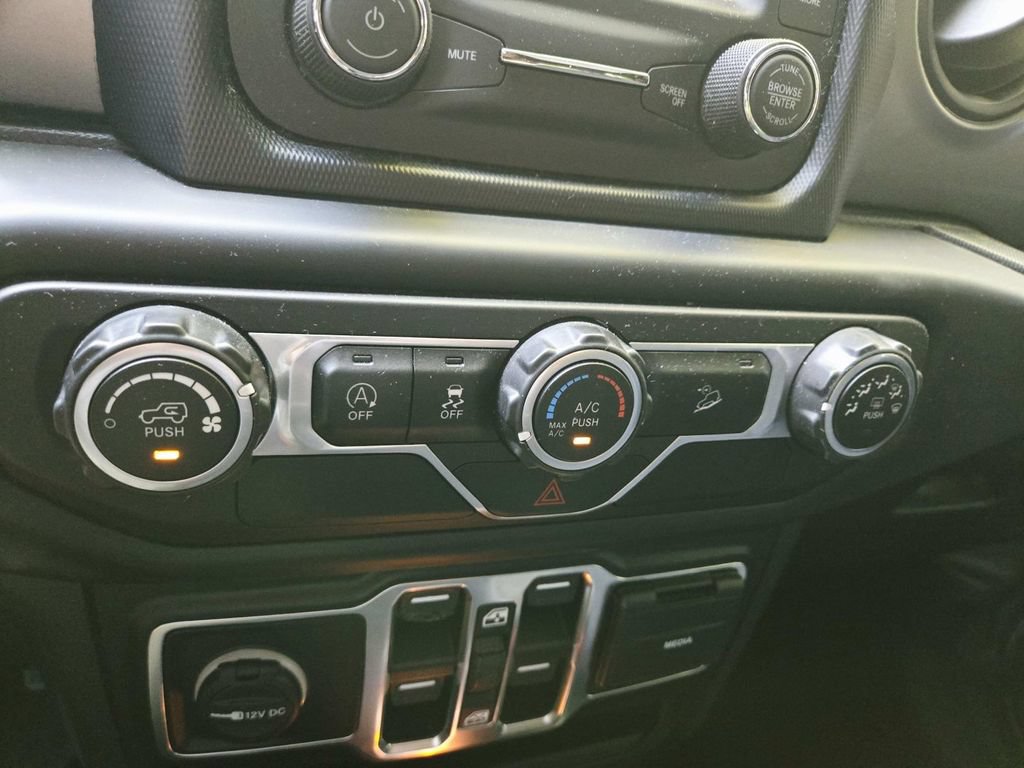 Used 2020 Jeep Wrangler Unlimited Sport S AWD/4WD image 29