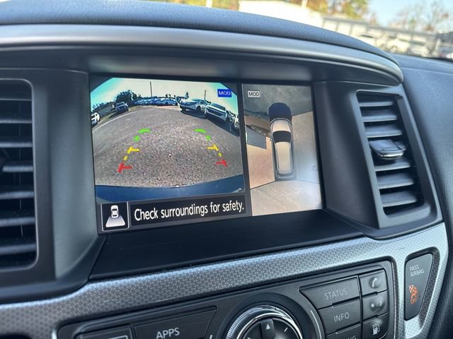 Used 2020 Nissan Pathfinder SL image 23