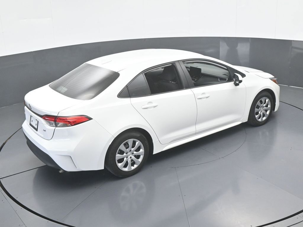 Used 2023 Toyota Corolla LE image 43