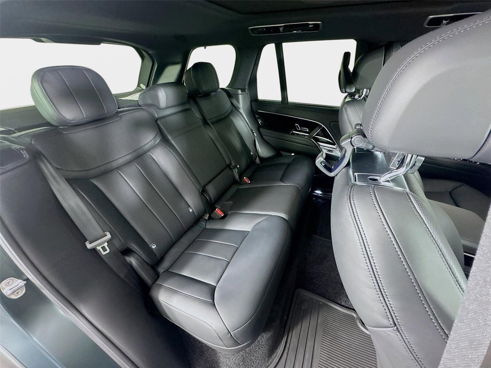 New 2026 Land Rover Range Rover SE AWD/4WD image 29