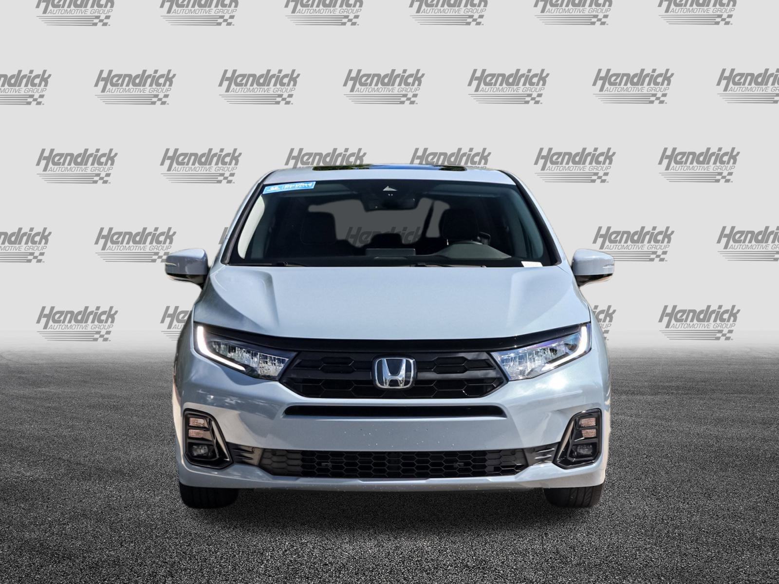 Used 2025 Honda Odyssey Elite image 3
