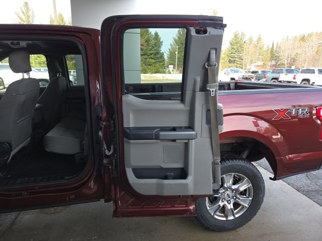 Used 2017 Ford F150 XLT w/ XTR Package image 42