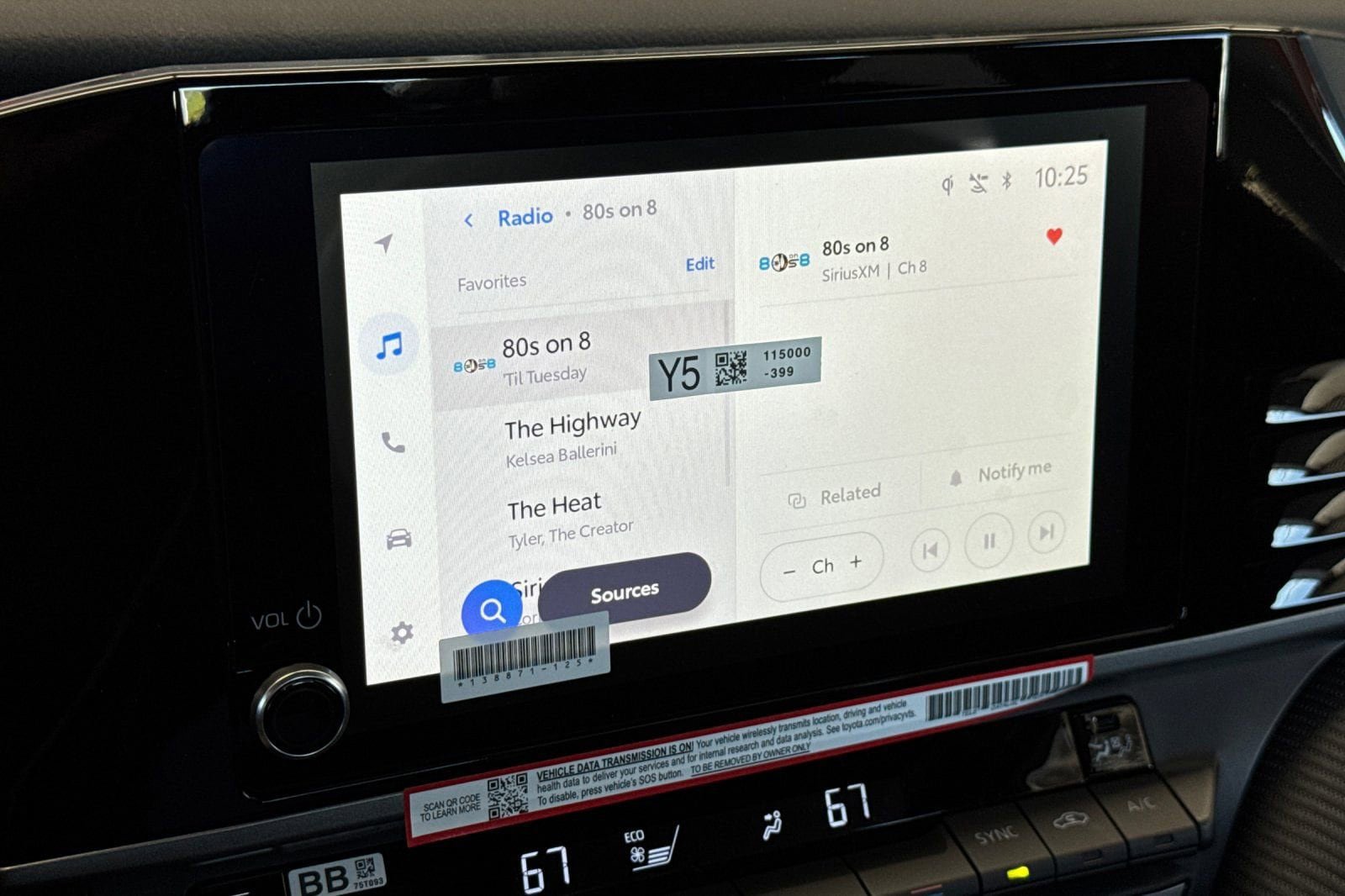 New 2026 Toyota Camry Hybrid FWD image 20