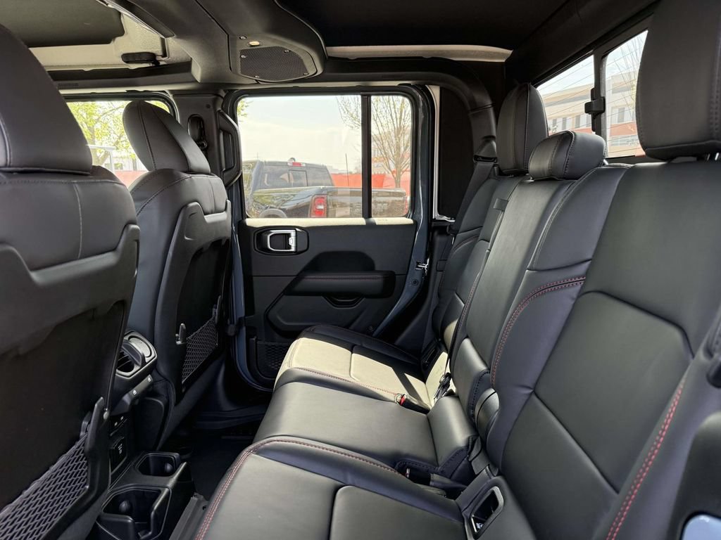 New 2026 Jeep Gladiator Rubicon AWD/4WD image 16