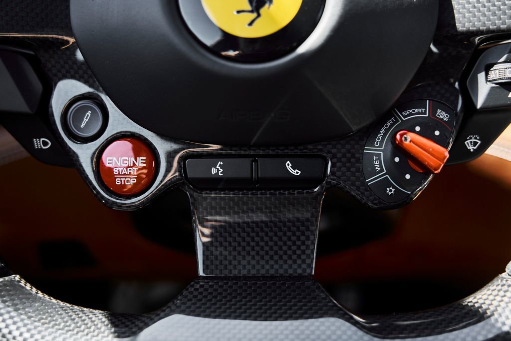 Used 2018 Ferrari GTC4Lusso image 59