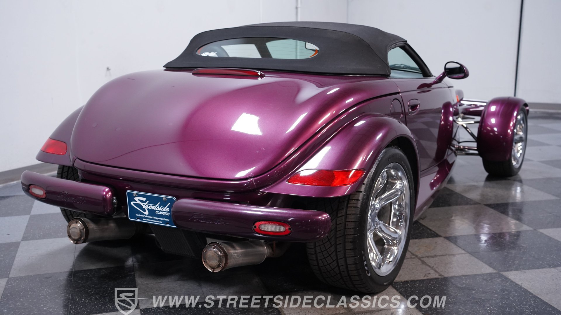 Used 1999 Plymouth Prowler RWD image 11