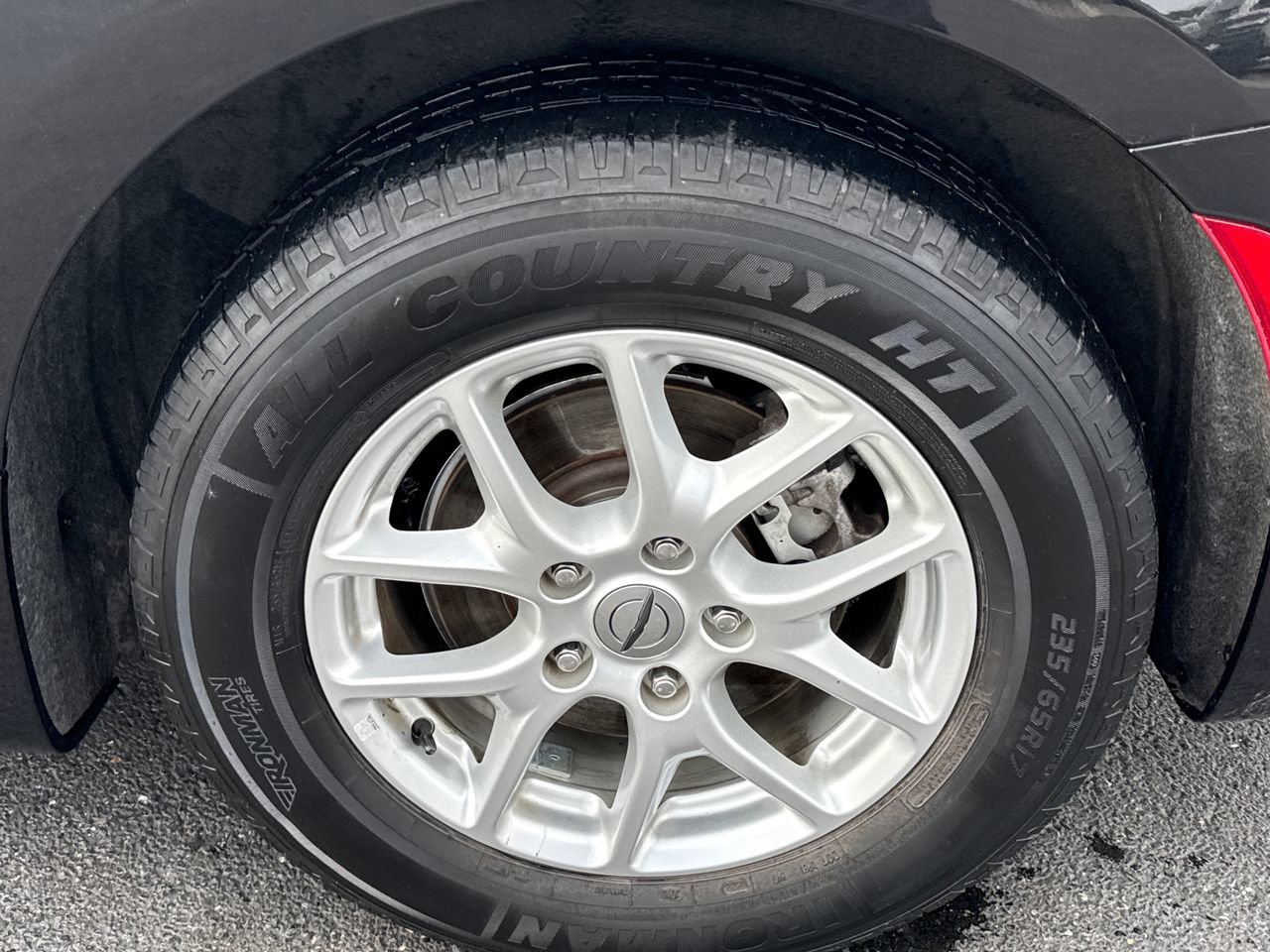 Used 2021 Chrysler Pacifica Touring-L image 11