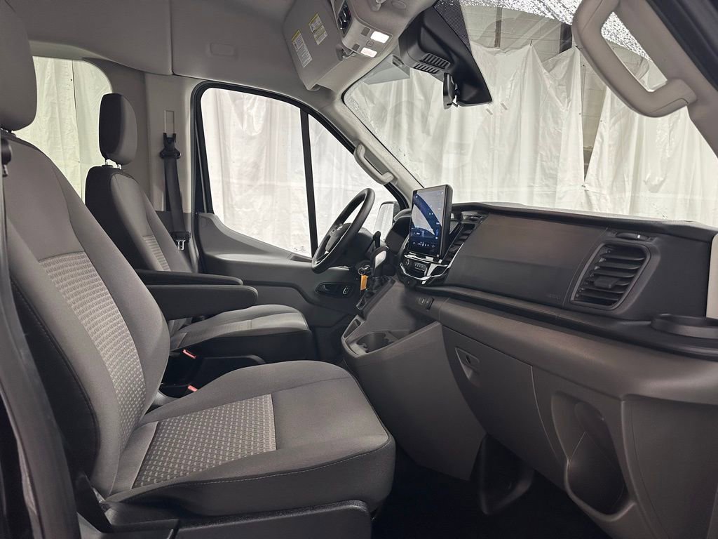 Used 2025 Ford Transit 350 XLT image 48