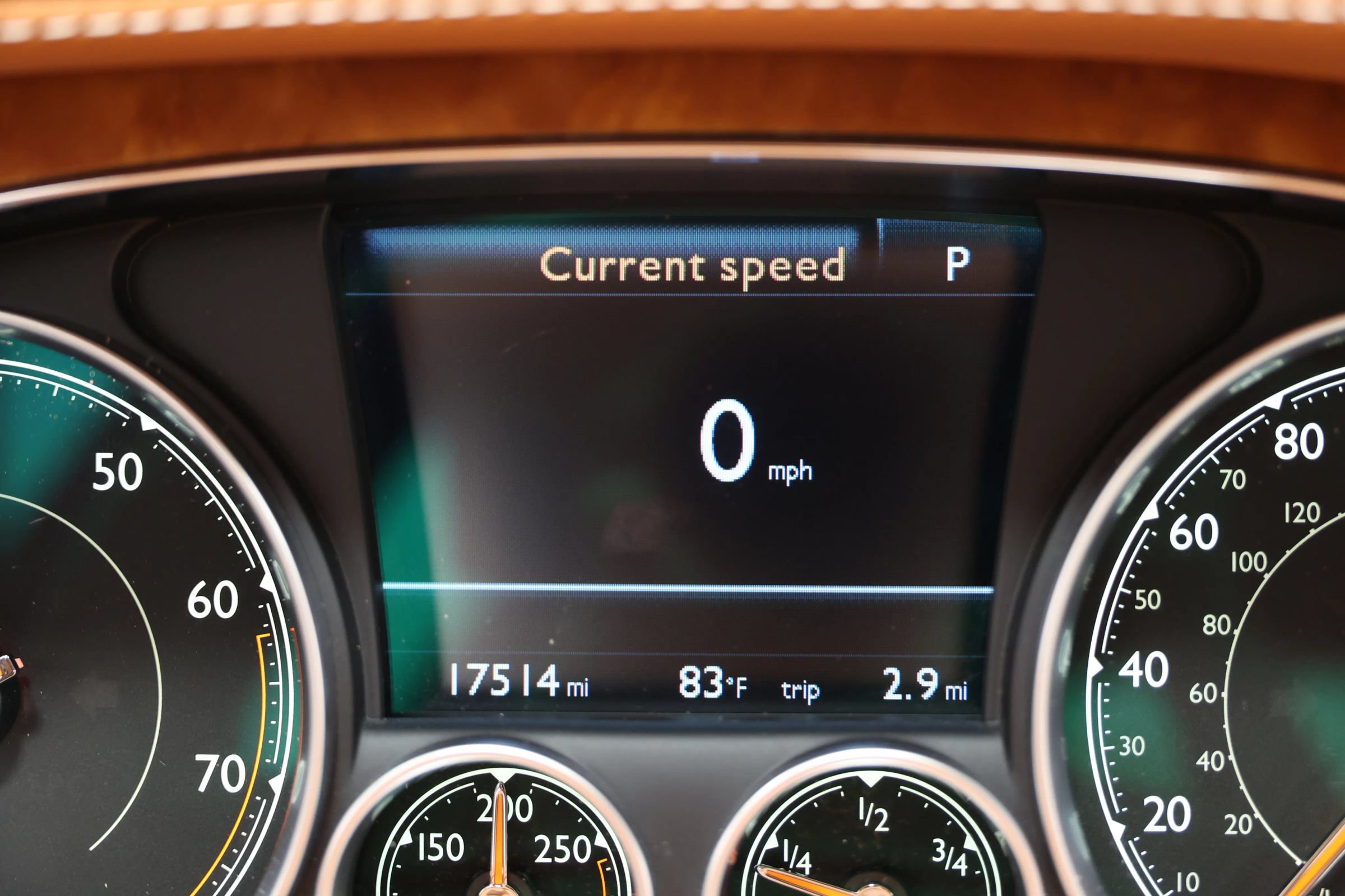 Used 2018 Bentley Flying Spur V8 AWD/4WD image 31