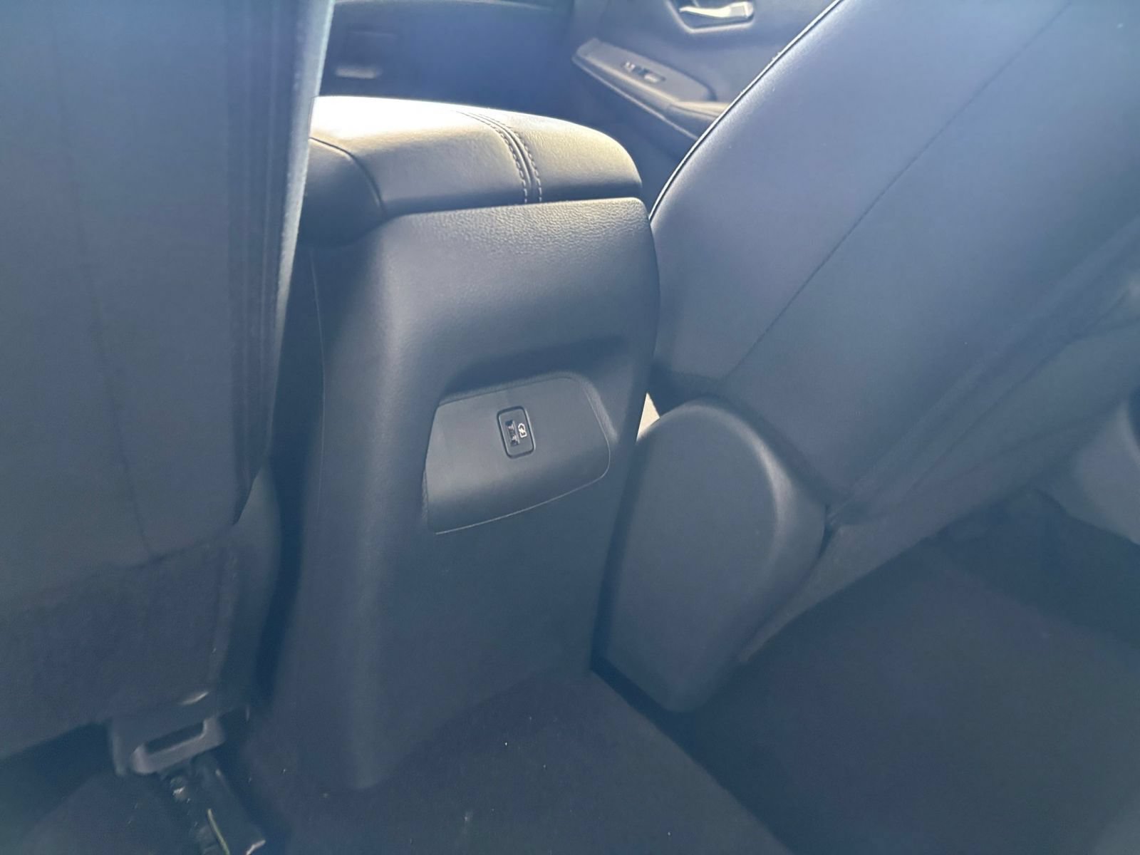 Used 2025 Nissan Sentra SV FWD image 24