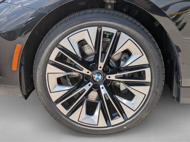 Used 2026 BMW 530i xDrive w/ Premium Package AWD/4WD image 10