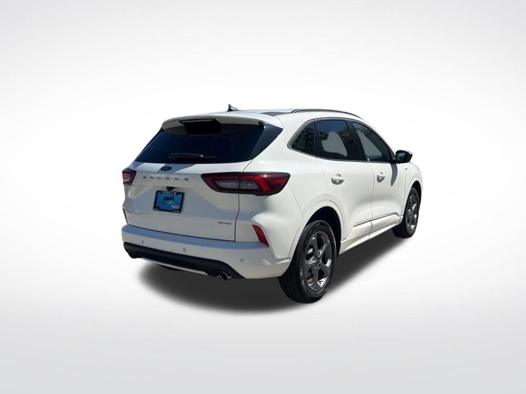 Used 2023 Ford Escape ST-Line w/ Tech Pack #1 image 5
