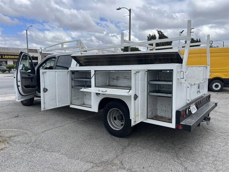 Used 2021 Ford F350 XL w/ Power Equipment Group RWD image 9