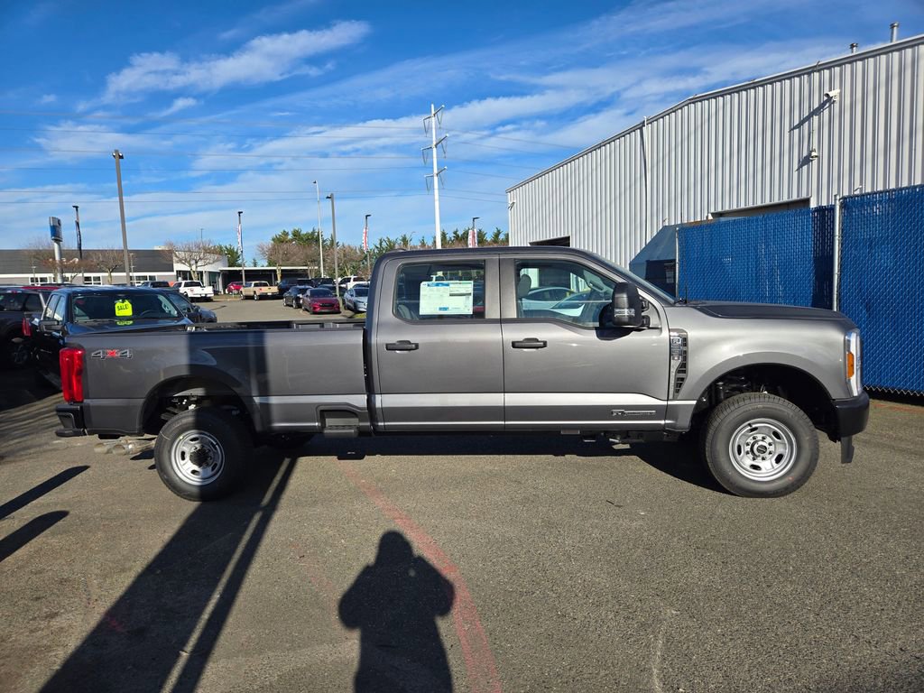 New 2026 Ford F350 XL image 4