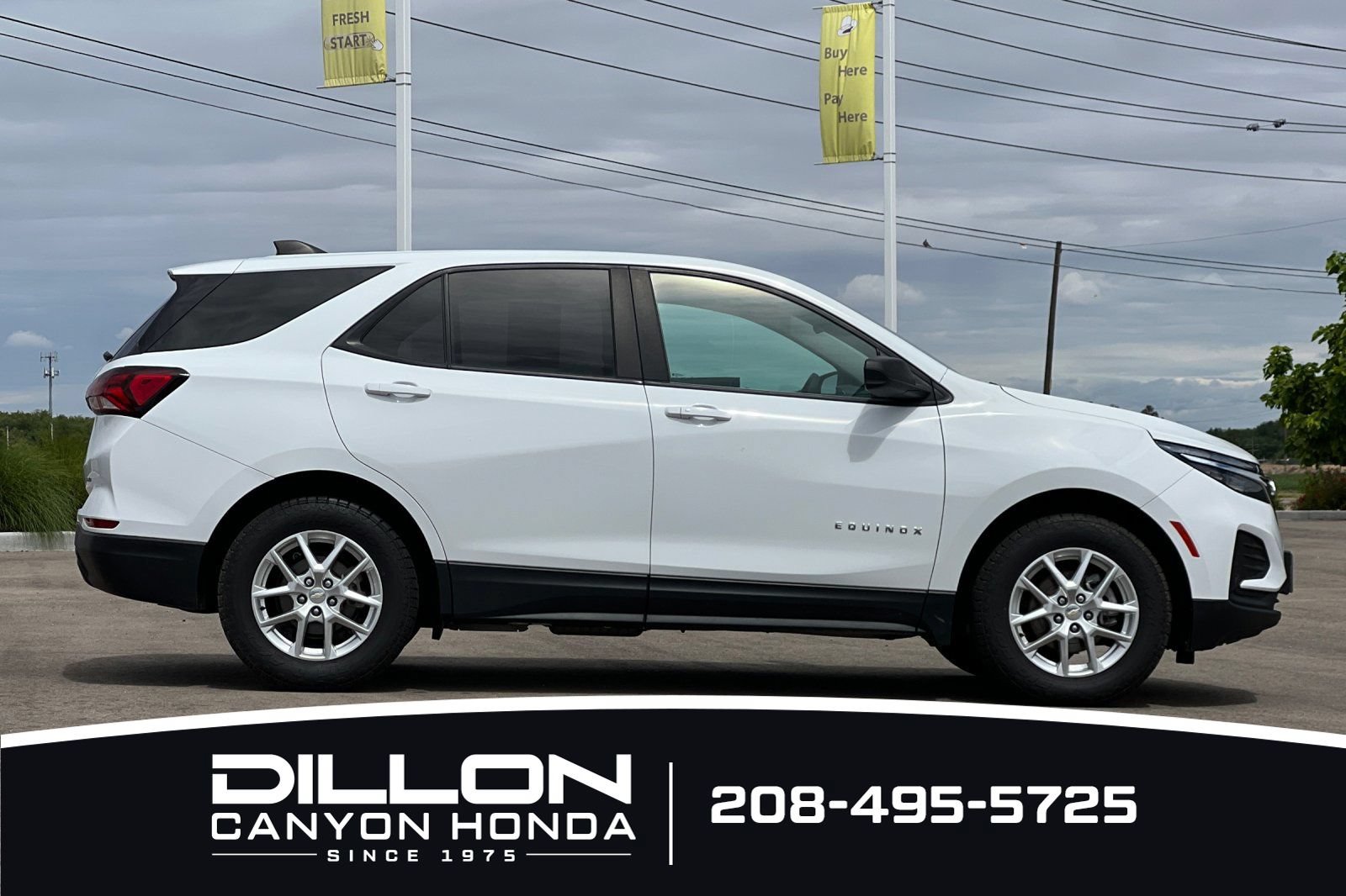 Used 2022 Chevrolet Equinox LS w/ LS Convenience Package AWD/4WD image 3