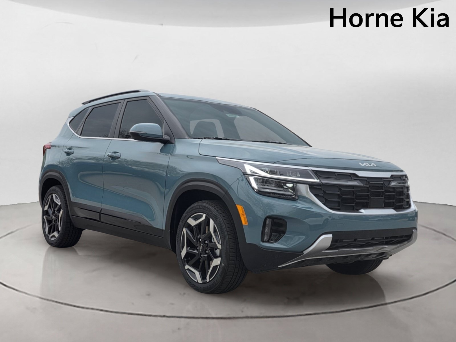New 2026 Kia Seltos SX AWD/4WD image 2